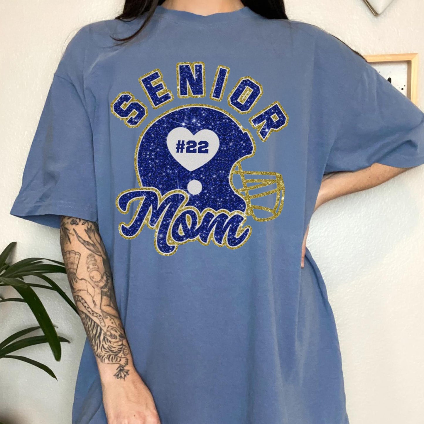 Personalized Team Spirit Tee with Player Number – Proud Football Mama Game Day Shirt